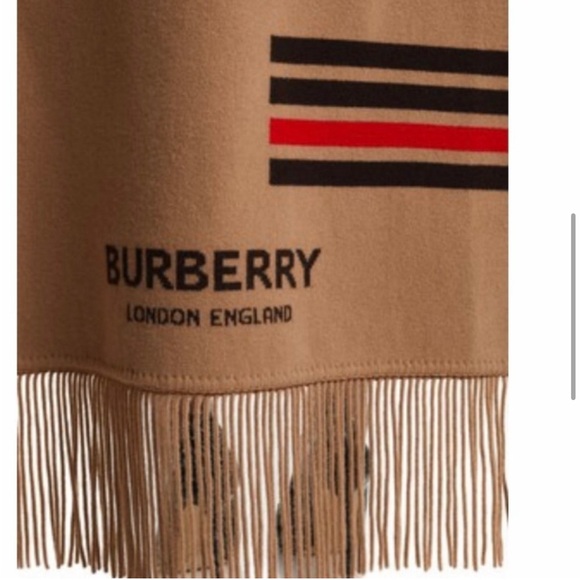 Burberry cape, beige striped - Picture 4 of 5